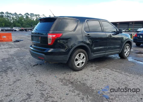 2014 Ford Police Interceptor z USA, uszkodzony, nr VIN 1FM5K8AR1EGC27381